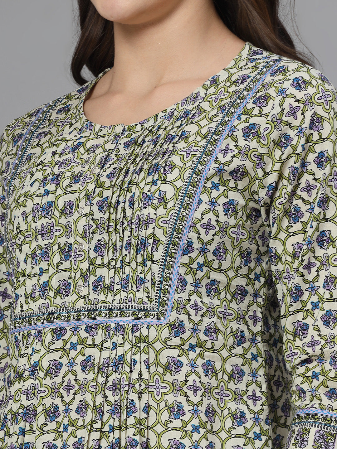 Floral print pintucks top