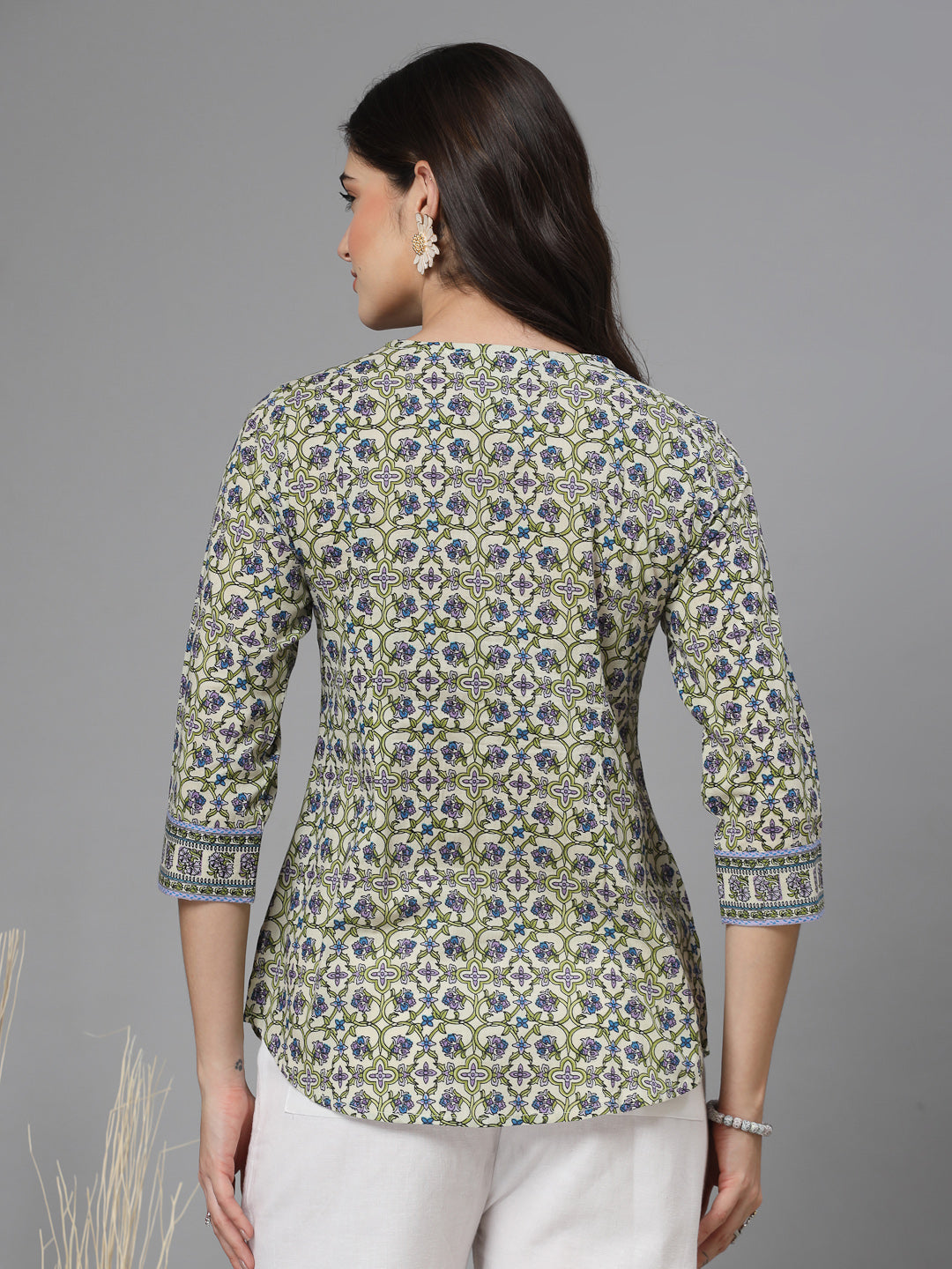 Floral print pintucks top