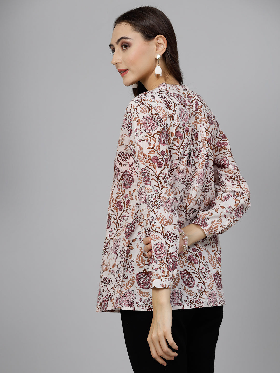 Offwhite printed top with pintucks detail
