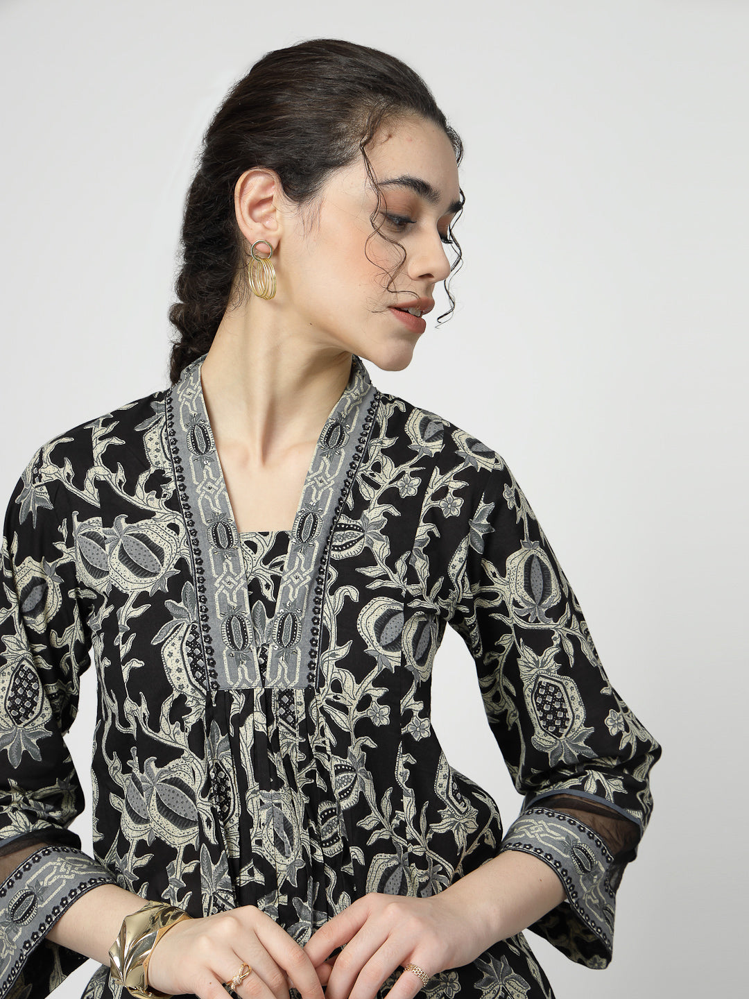 Lace Detail sleeves Top