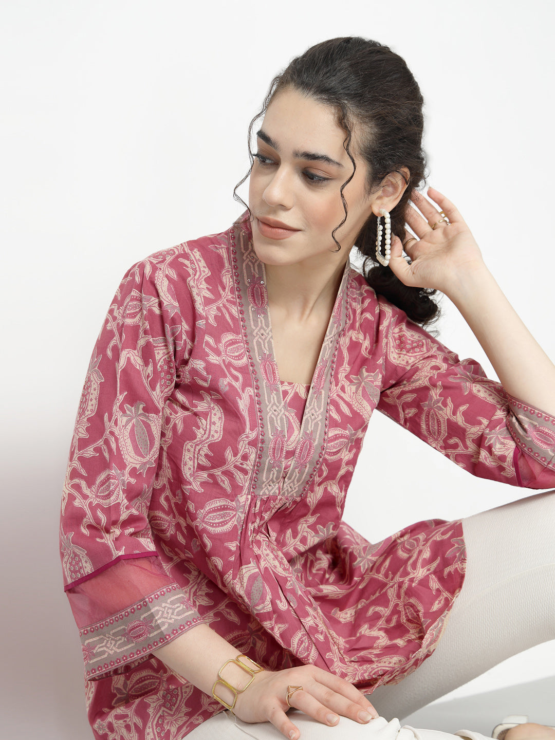 Lace Detail sleeves Top